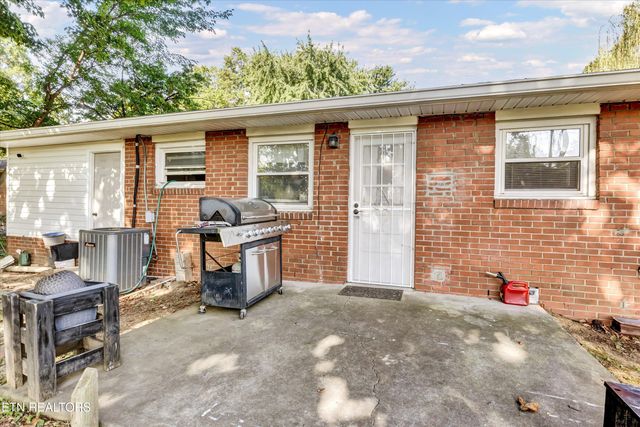 3720 Orangewood Rd, Knoxville, TN 37921