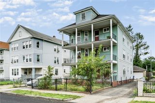 27 Longfellow Terrace, Providence, RI 02907