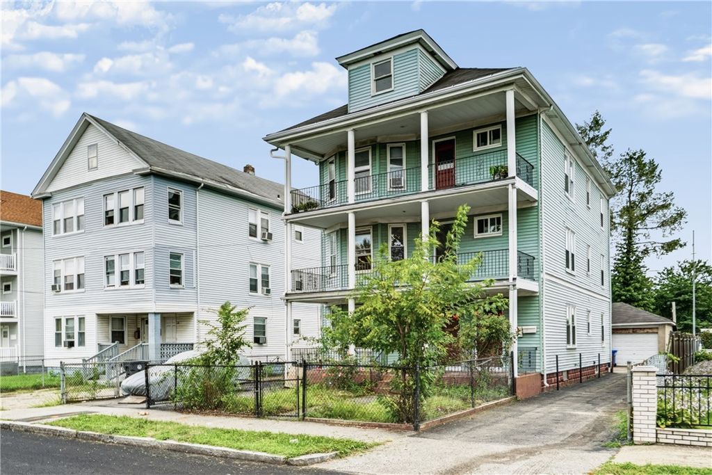 27 Longfellow Terrace, Providence, RI 02907