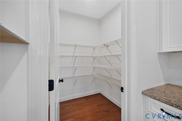 212 Thorncliff Rd, Ashland, VA 23005