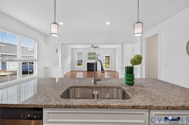 212 Thorncliff Rd, Ashland, VA 23005