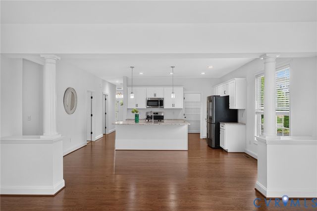 212 Thorncliff Rd, Ashland, VA 23005