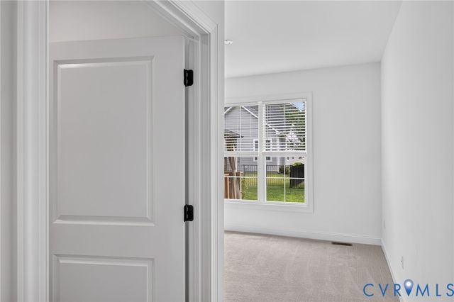212 Thorncliff Rd, Ashland, VA 23005