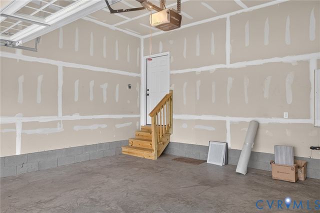 212 Thorncliff Rd, Ashland, VA 23005