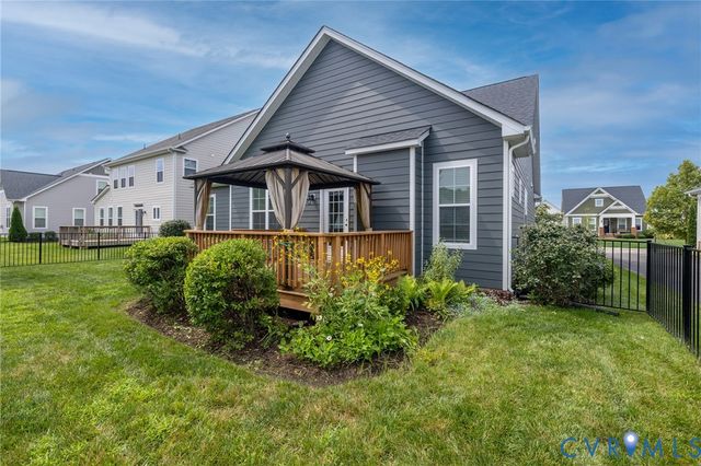 212 Thorncliff Rd, Ashland, VA 23005