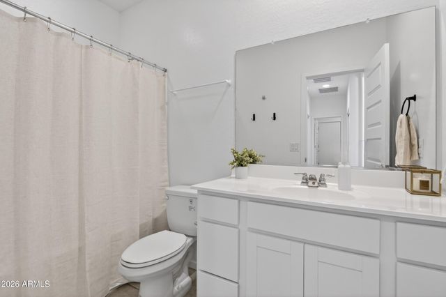 3253 W JUNIPER CANYON Drive, Phoenix, AZ 85083