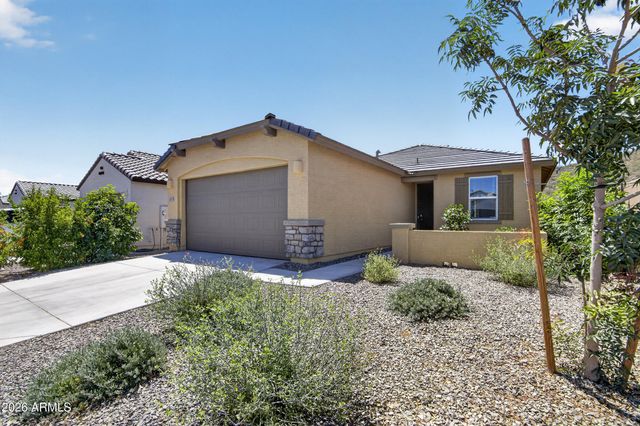 3253 W JUNIPER CANYON Drive, Phoenix, AZ 85083