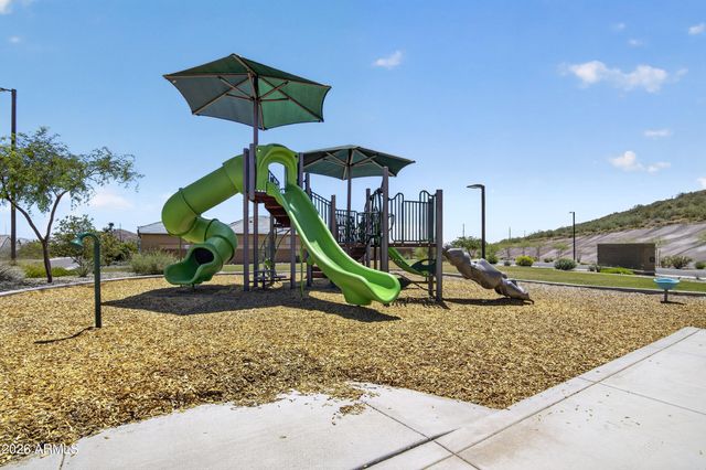 3253 W JUNIPER CANYON Drive, Phoenix, AZ 85083