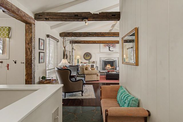 221 Brush Hill Road, Stowe, VT 05672