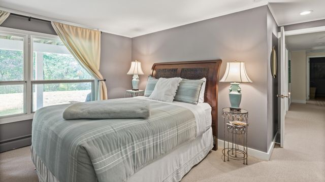 221 Brush Hill Road, Stowe, VT 05672