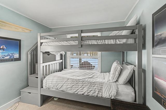 221 Brush Hill Road, Stowe, VT 05672