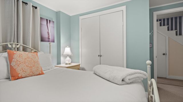 221 Brush Hill Road, Stowe, VT 05672