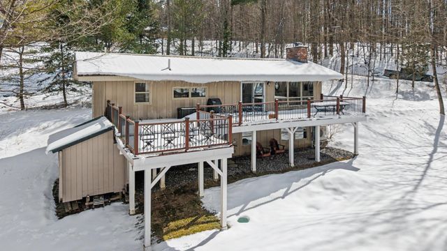 221 Brush Hill Road, Stowe, VT 05672