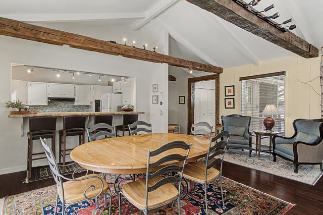 221 Brush Hill Road, Stowe, VT 05672