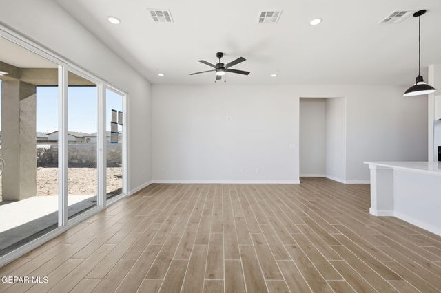1168 SUMMER RAIN Street, El Paso, TX 79928