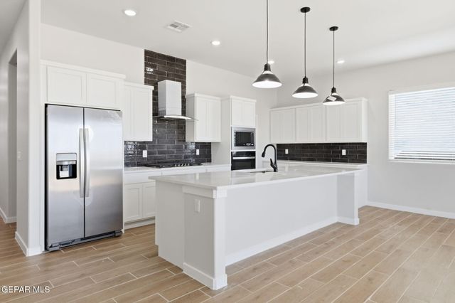1168 SUMMER RAIN Street, El Paso, TX 79928