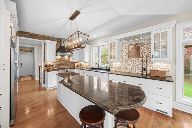 46571 Galway Drive, Novi City, MI 48374