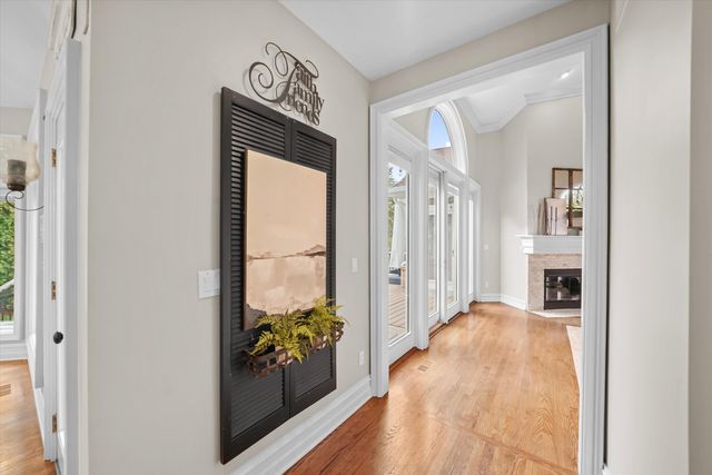 46571 Galway Drive, Novi City, MI 48374