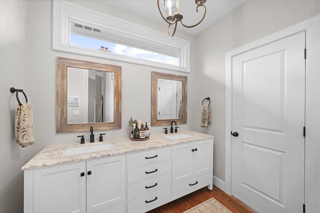 46571 Galway Drive, Novi City, MI 48374
