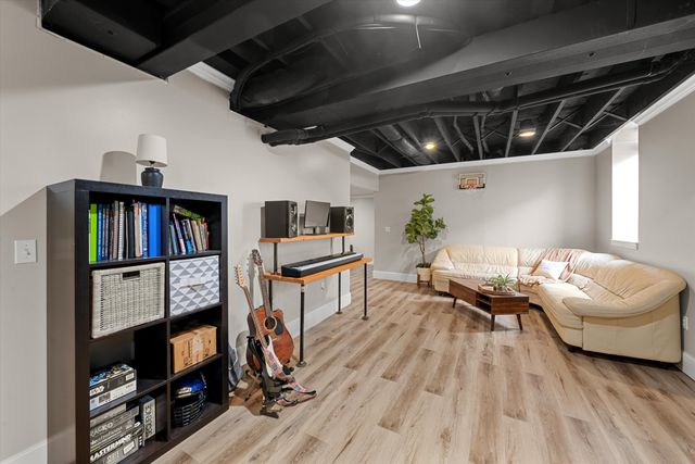 46571 Galway Drive, Novi City, MI 48374