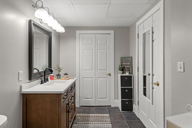 46571 Galway Drive, Novi City, MI 48374