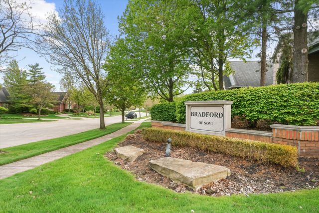 46571 Galway Drive, Novi City, MI 48374