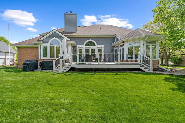 46571 Galway Drive, Novi City, MI 48374