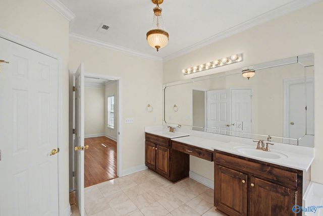 103 Kinsman Circle, Huntsville, AL 35806