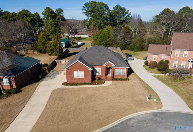 103 Kinsman Circle, Huntsville, AL 35806