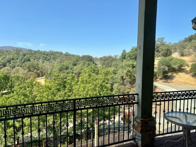 410 Corral Loop, Angels Camp, CA 95222