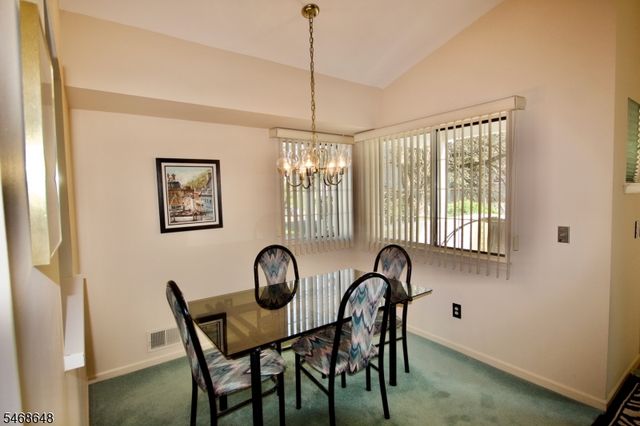 10 Quincy Ct, Bedminster Twp., NJ 07921
