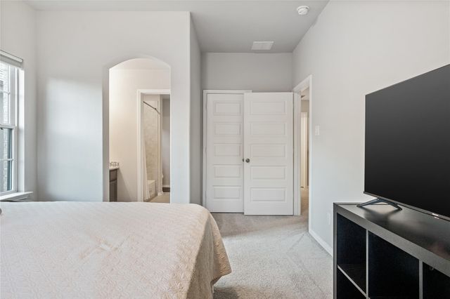 271 Bronze View Drive, Montgomery, TX 77316