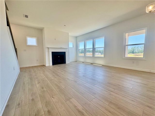 5432 Hargrove Way, Flowery Branch, GA 30542