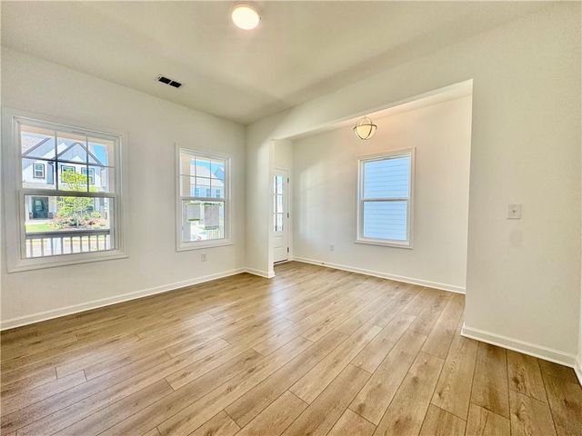 5432 Hargrove Way, Flowery Branch, GA 30542