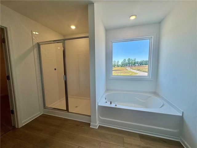 5432 Hargrove Way, Flowery Branch, GA 30542