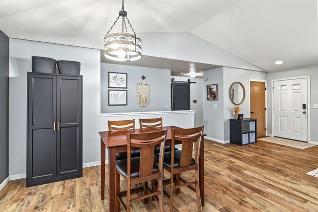 2336 Bradwood Avenue, Altoona, WI 54720