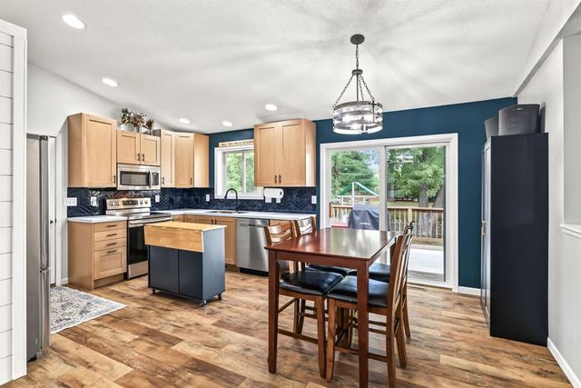 2336 Bradwood Avenue, Altoona, WI 54720