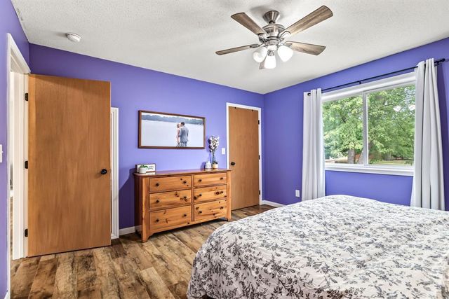 2336 Bradwood Avenue, Altoona, WI 54720