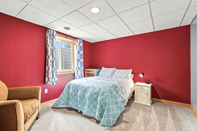 2336 Bradwood Avenue, Altoona, WI 54720