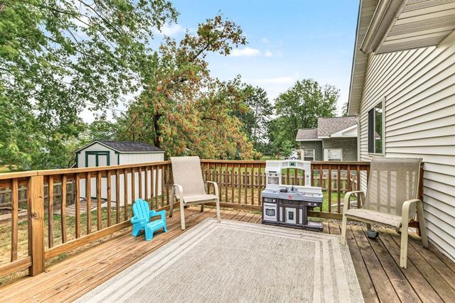 2336 Bradwood Avenue, Altoona, WI 54720