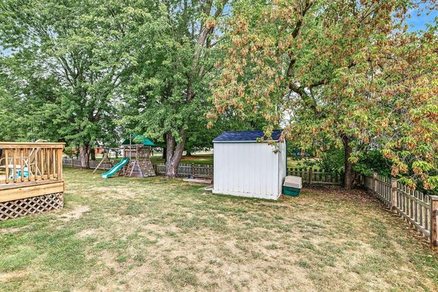 2336 Bradwood Avenue, Altoona, WI 54720
