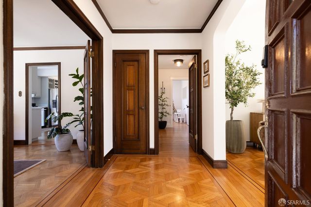 411 Hazelwood Avenue, San Francisco, CA 94127
