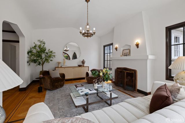411 Hazelwood Avenue, San Francisco, CA 94127