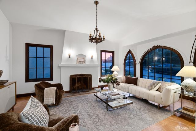 411 Hazelwood Avenue, San Francisco, CA 94127