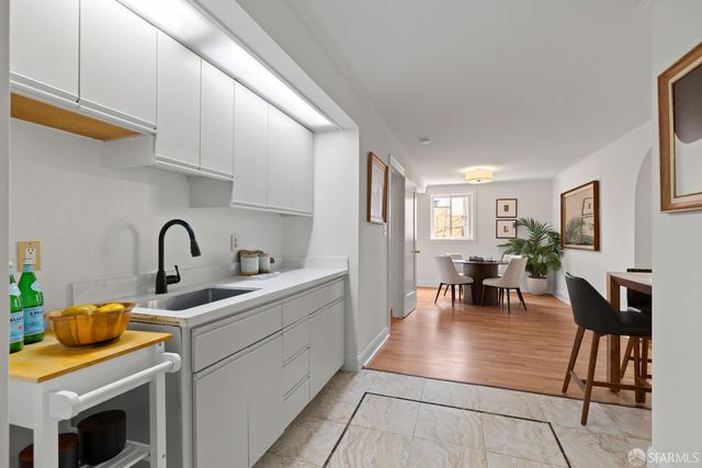 411 Hazelwood Avenue, San Francisco, CA 94127