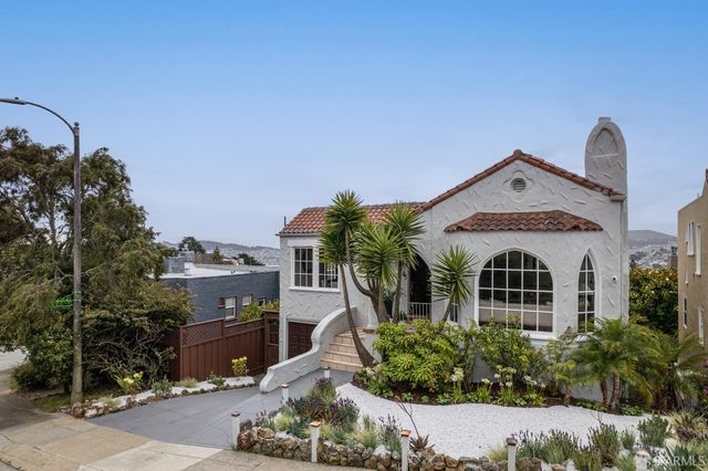 411 Hazelwood Avenue, San Francisco, CA 94127