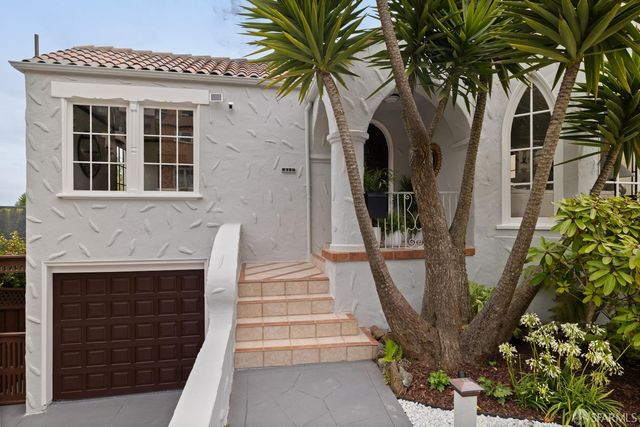 411 Hazelwood Avenue, San Francisco, CA 94127