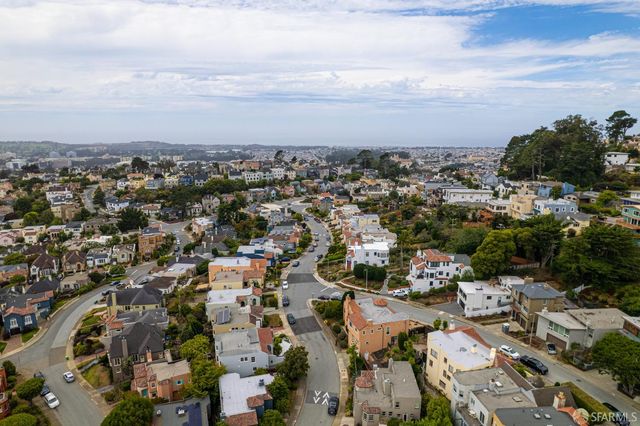 411 Hazelwood Avenue, San Francisco, CA 94127