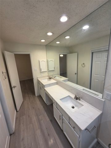 2012 La Prada Parkway, Mesquite, TX 75150