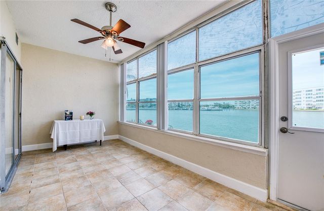 5940 30TH AVENUE S 115, Gulfport, FL 33707